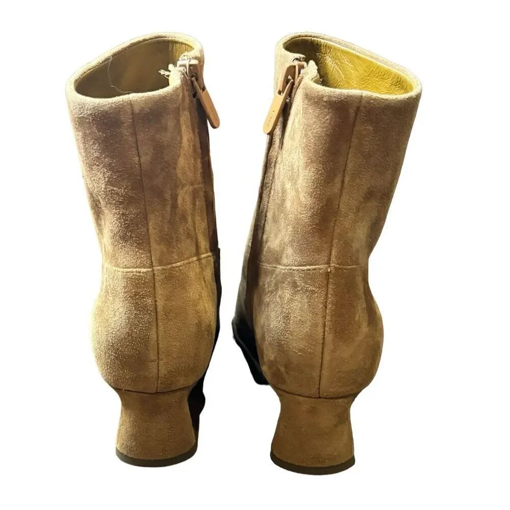 Vince Hilda Suede Ankle Boot in Light Fawn NWOB Size 10